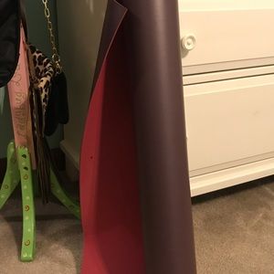 Lululemon yoga mat